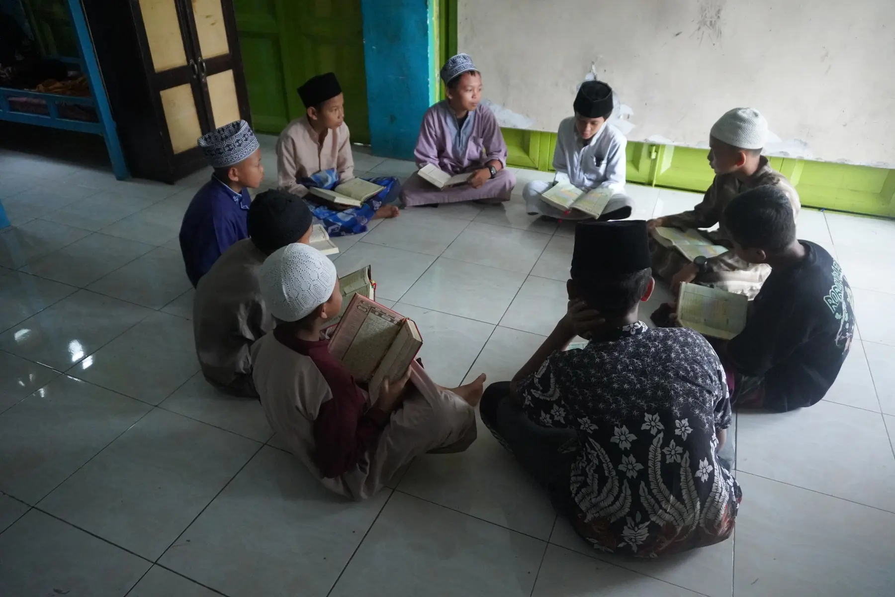 Beasiswa Santri Yatim dan Dhuafa 4